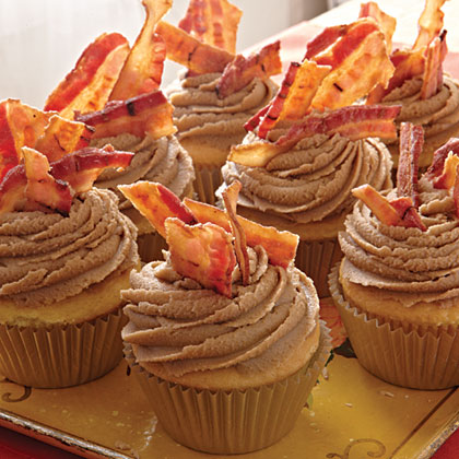 maple-bacon-cupcakes-x
