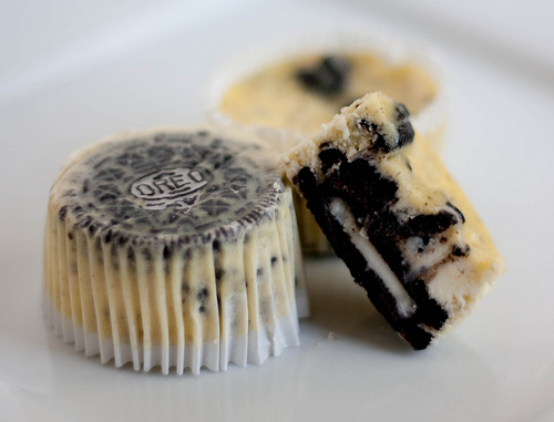 Oreo Cookie Cheesecake Cupcakes 2