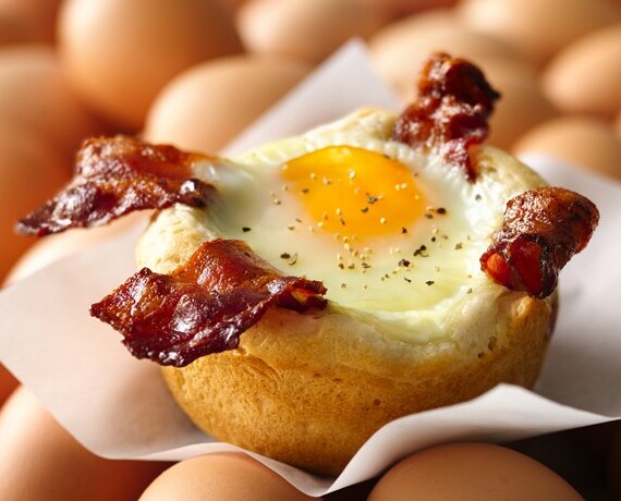 Bacon and Egg Savory Cupcakes [Recipe]