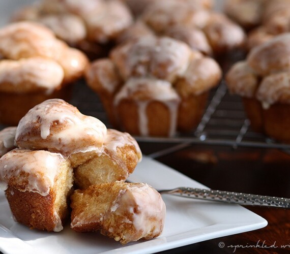“2 Rise” Monkey Bread Cupcakes [Recipe]