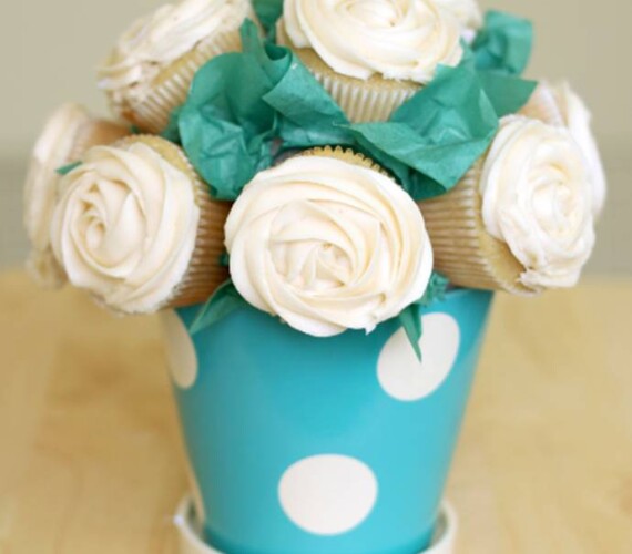 Rose Cupcake Bouquet [Recipe]