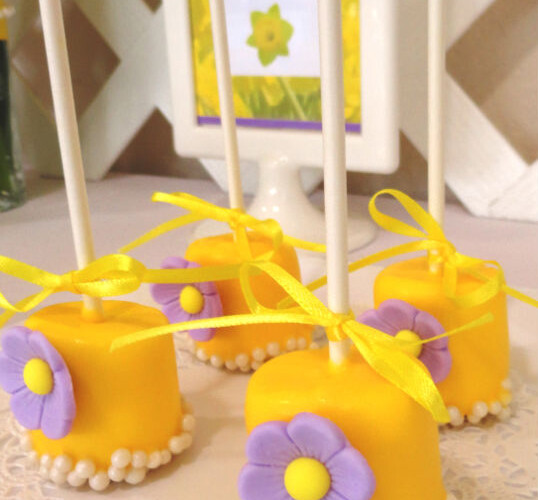 Mother’s Day – Yellow Daffodils Cake Pops