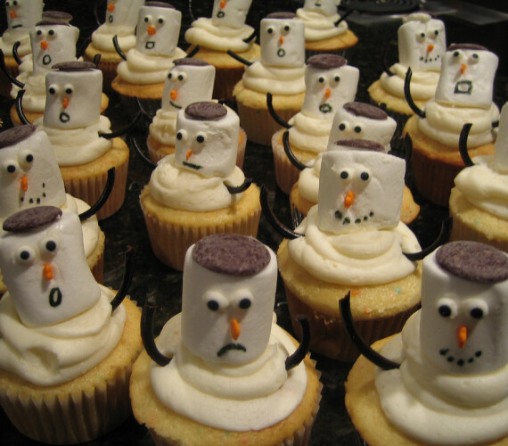 Melting Marshmallow Snowman Cupcake Recipe